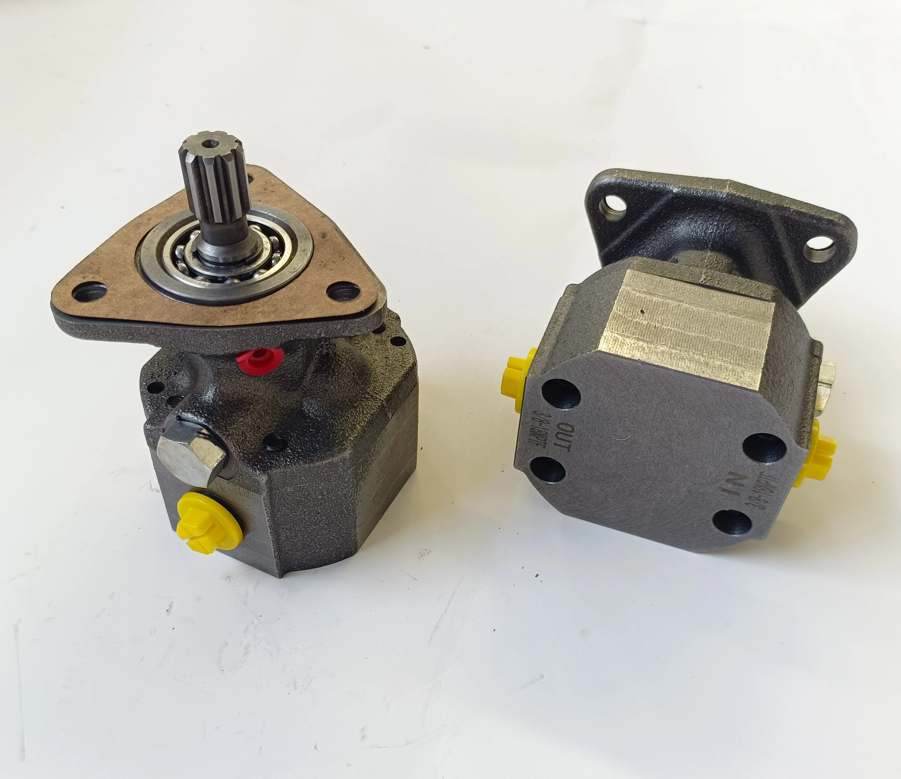 New Detroit Diesel Series S60 Engine Fuel Pump P/N: 23523754 With
