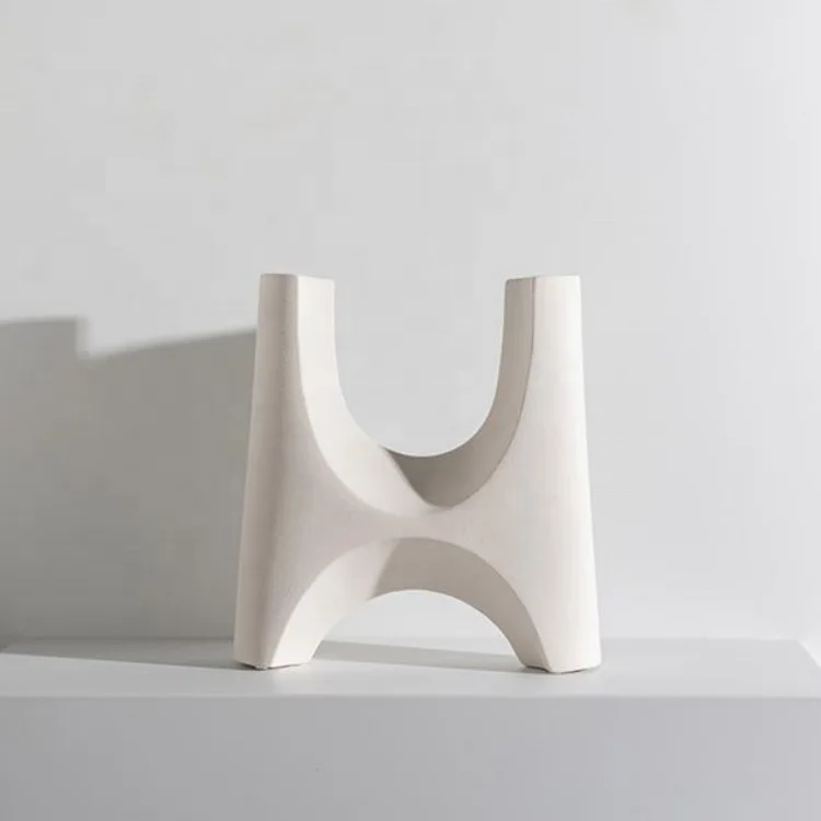 Modern Simple White Eco-Friendly Ceramic Vase Customized Decorative Accessories for Home Chinese Style Christmas Decor