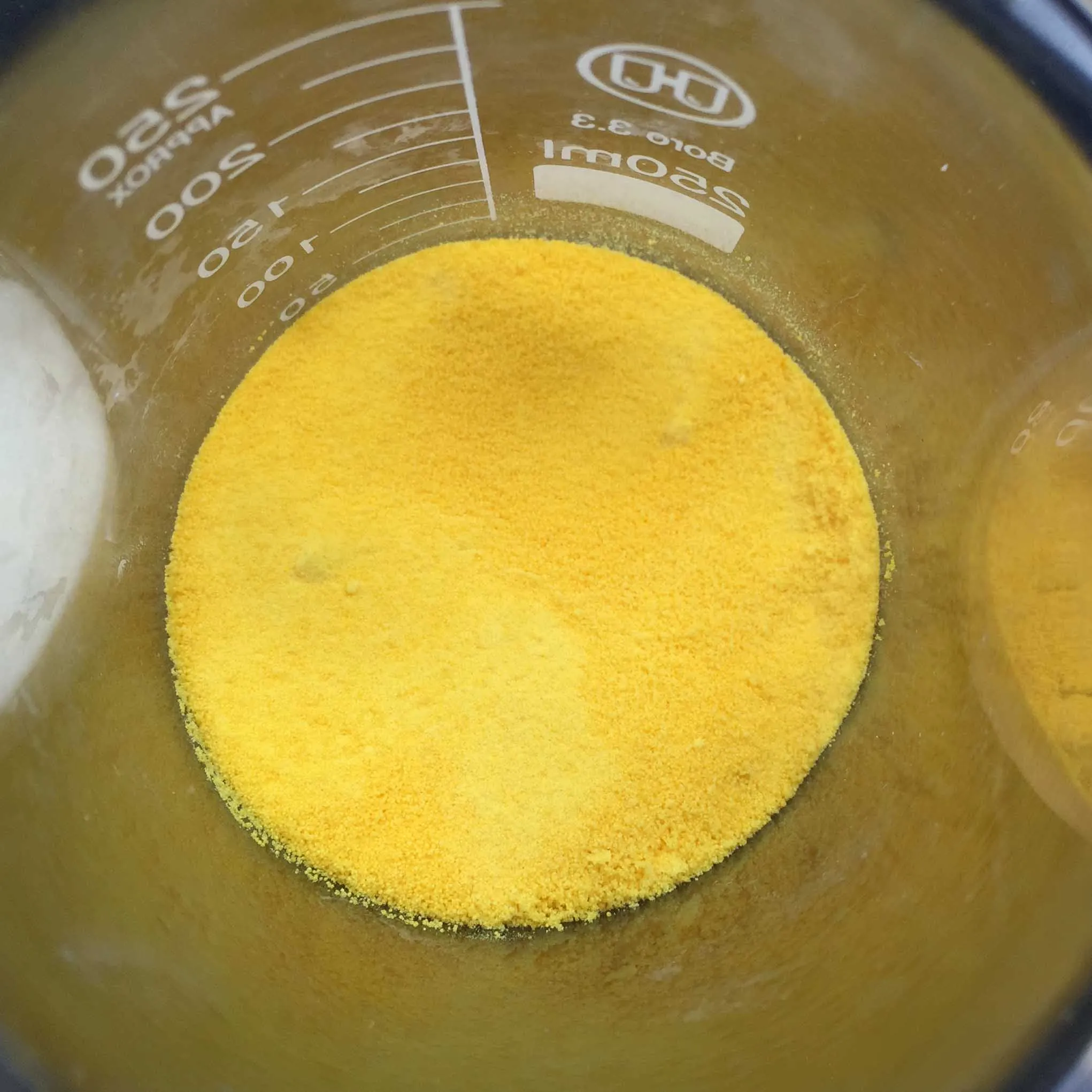 Bangladesh Textile ETP Chemicals Yellow Polyaluminum Chloride Polyaluminium Chloride Chemical Auxiliary Agent Yellow Powder