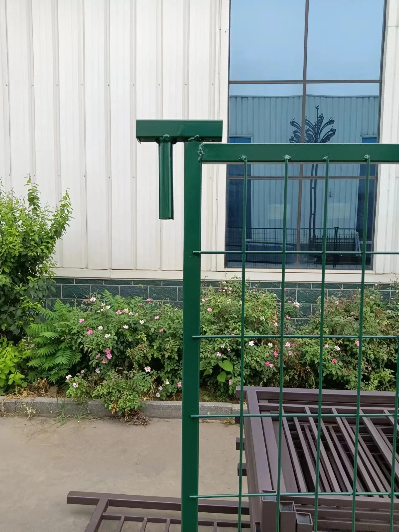 Temporary Railing Panel Canada Powder Coated Fence Panel with Metal Legs Mesh Fencing Temporary ...