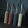 Kaki, vert, marron, bleu