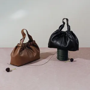 Soft Genuine Leather Cloud Messenger Bag for Lady Pleated Design Real Leather Handbag for Lady