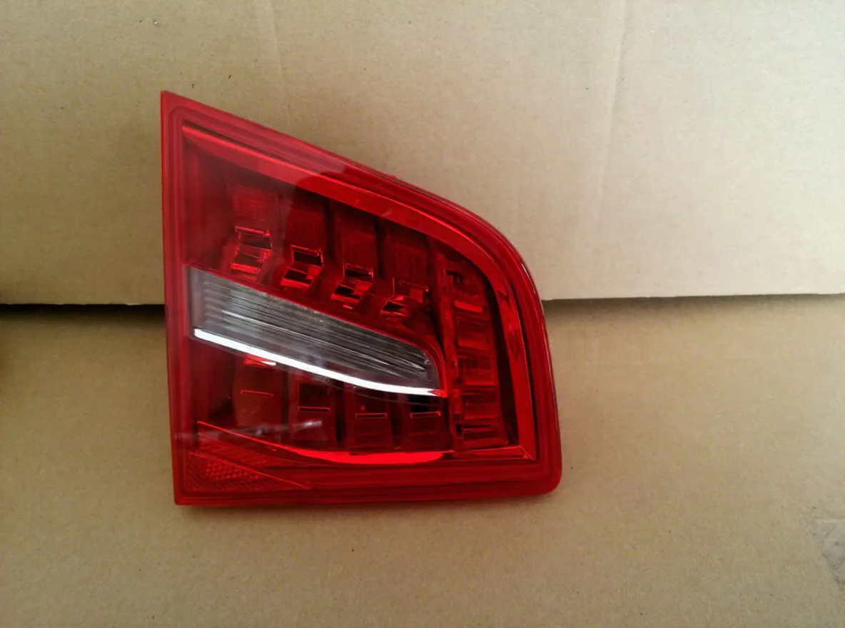 Audi A6 テールランプ 左側 4F5 945 095 J LED Tail Light for Audi A6 (2009-2011) - E-Mark Certified, OEM 4F5