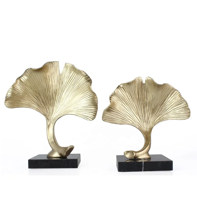 Wholesales Decorative Object  Resin Gold Ginkgo Biloba Statue With Marble Base