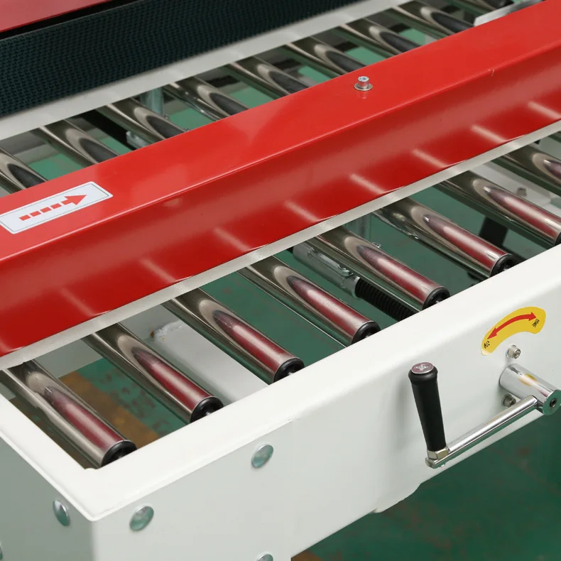 Adhesive Tape Box Case Flaps Folding Seal Packing Machine Carton Sealer Automatic Carton Sealing Machine
