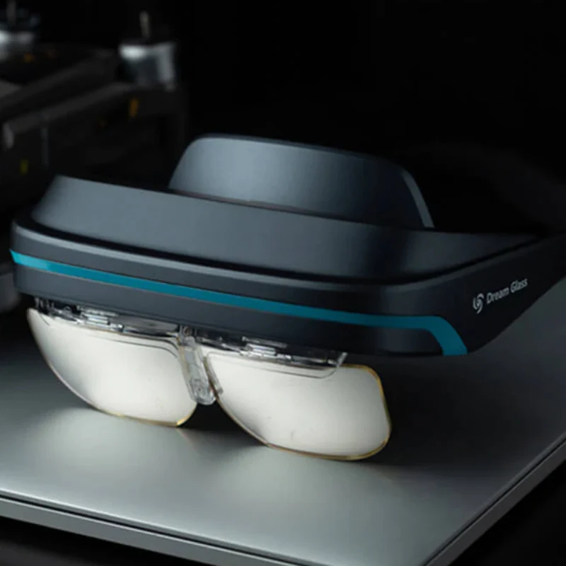 その他 Dream Glass 4K Hands On: Using Dream Glass 4K Is Like Strapping A 200-Inch