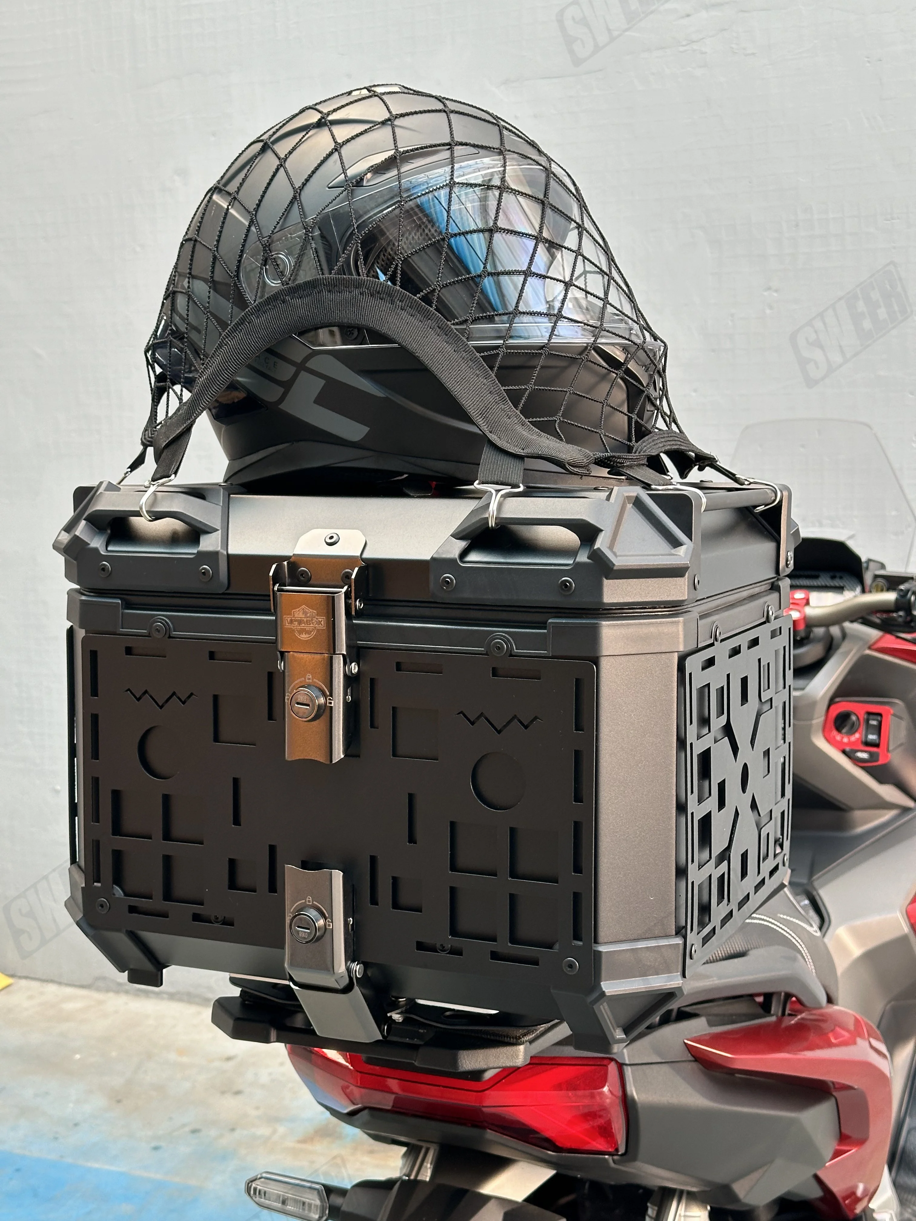 45L Motorcycle Tail Boxes - Durable & Lightweight Trunks