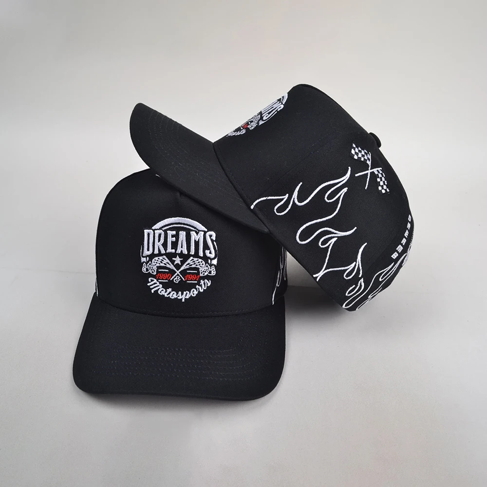 Бейсболка с