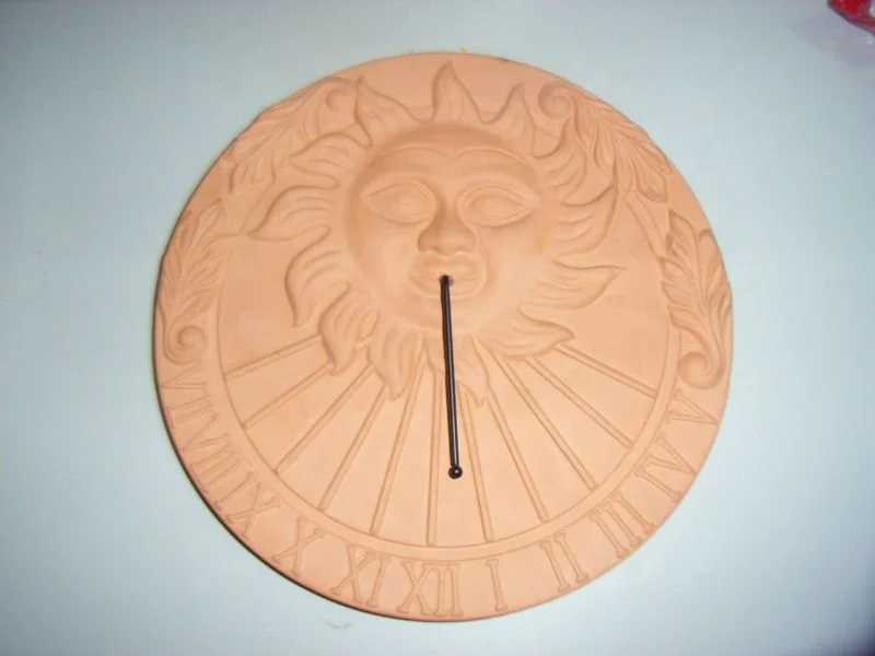 Wholesale Terracotta Thermometer Clay Clock with Thermometer  for Garden Decor Outdoor Garden Thermometer