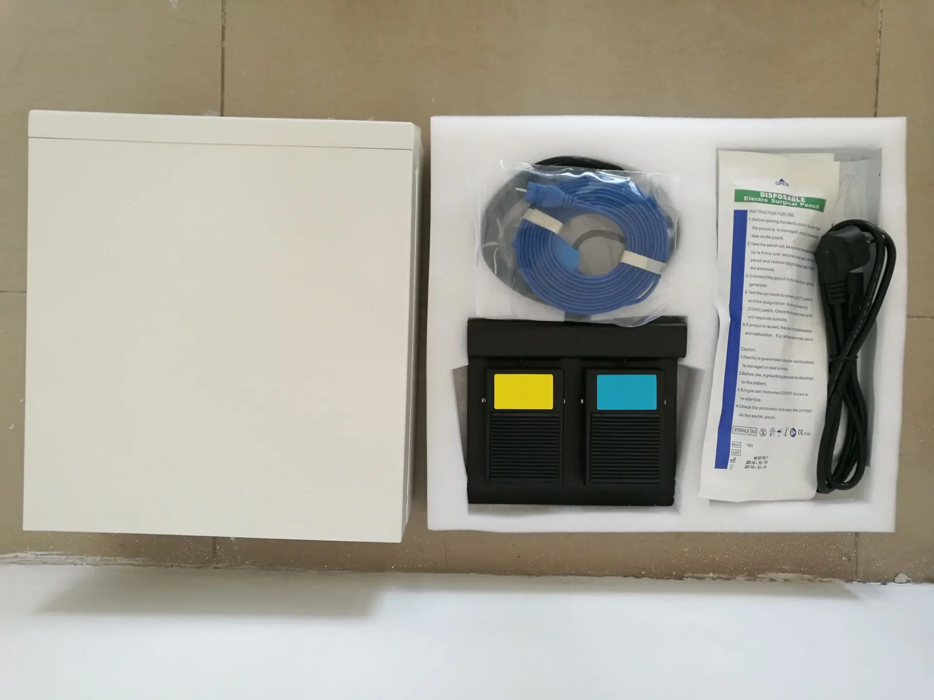 High Quality Ligasure Vessel Sealing Function Electrosurgical Unit Diathermy Machine