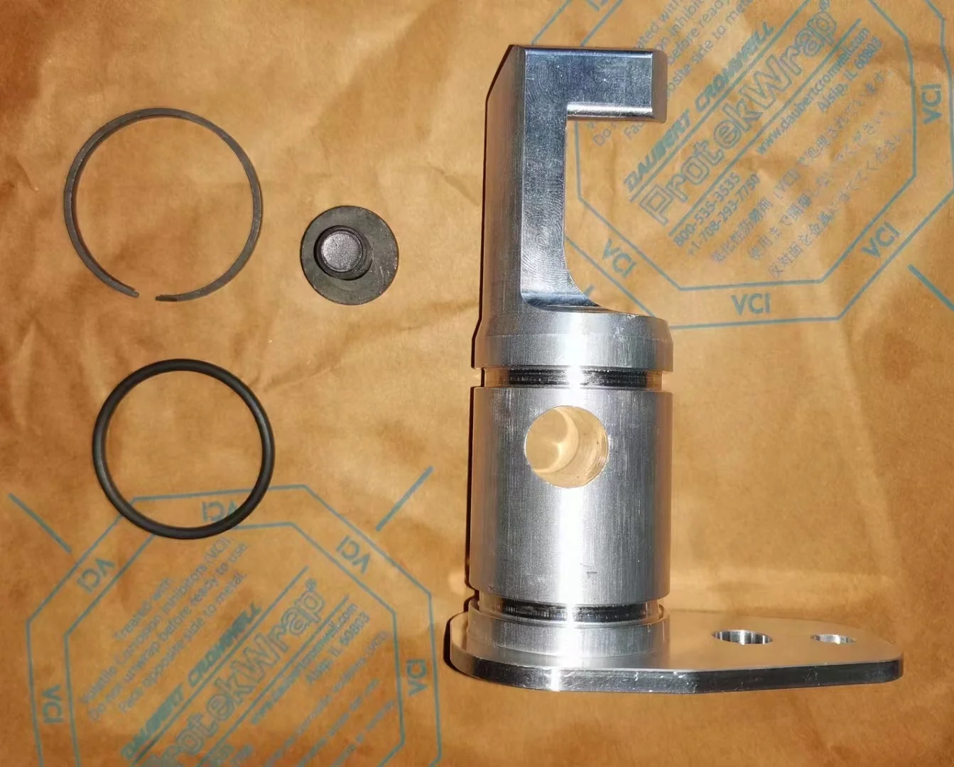 Piston Cooling Nozzle for Cummins QSK19 Engine - High-quality