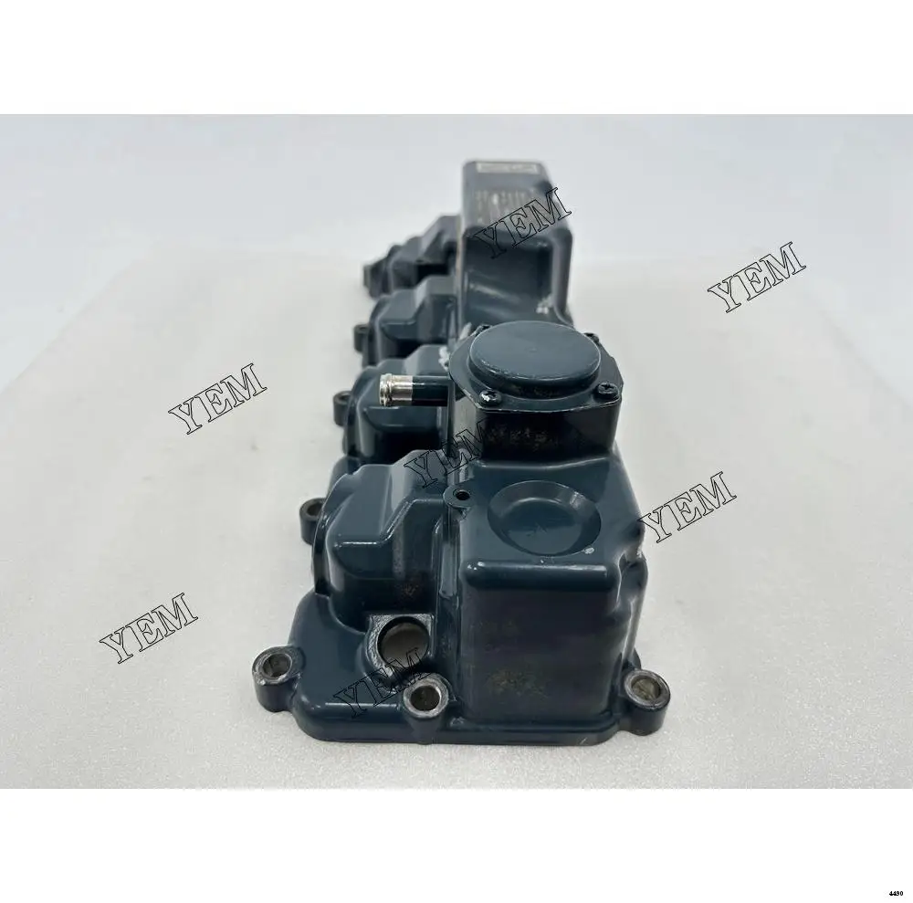 Japan OEM Parts V2403 Valve Chamber Cover for Kubota