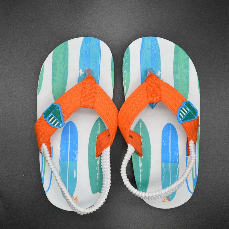 Пользовательский логотип Дизайнерские летние Мультяшные милые детские шлепанцы Тапочки
