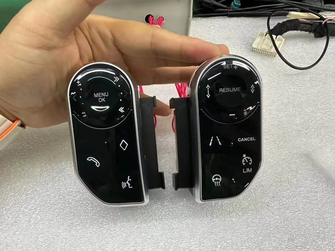 The Third Generation Car Steering Wheel Touch Buttons for Land Rover Range Rover Vogue Sport L405 L494 2013-2017 Rotate Touch