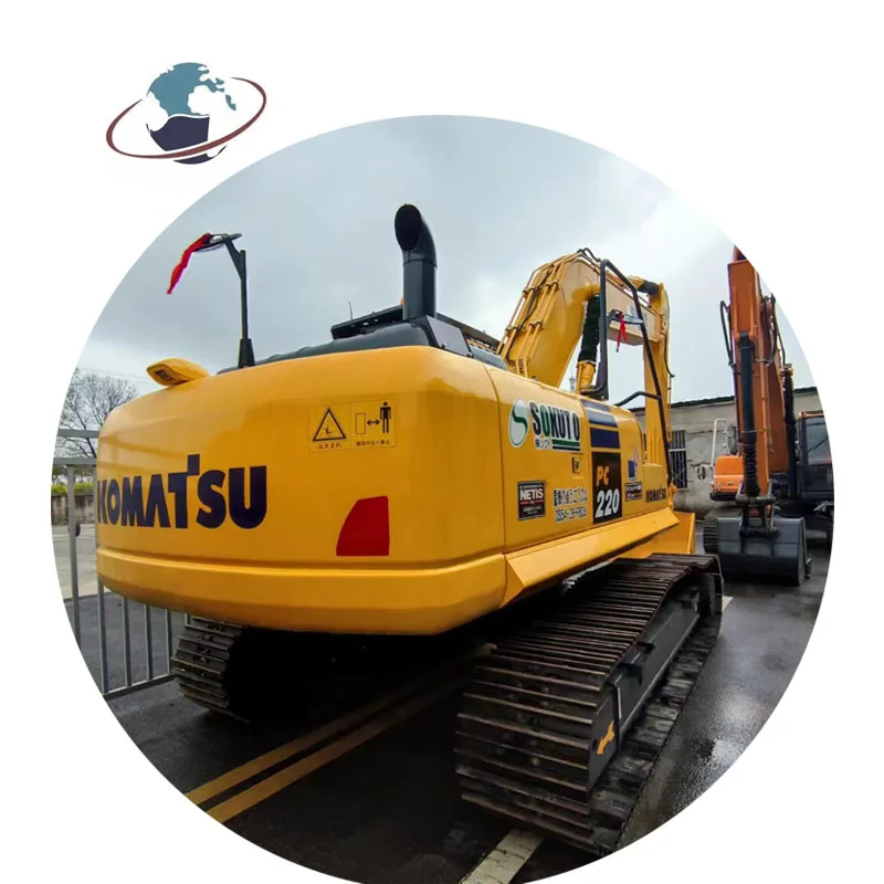 コマツ 1/50 KOMATSU PC220 カスタム 1:50 Scale Komatsu PC220 Excavator DieCast Model – VAJJEXRC