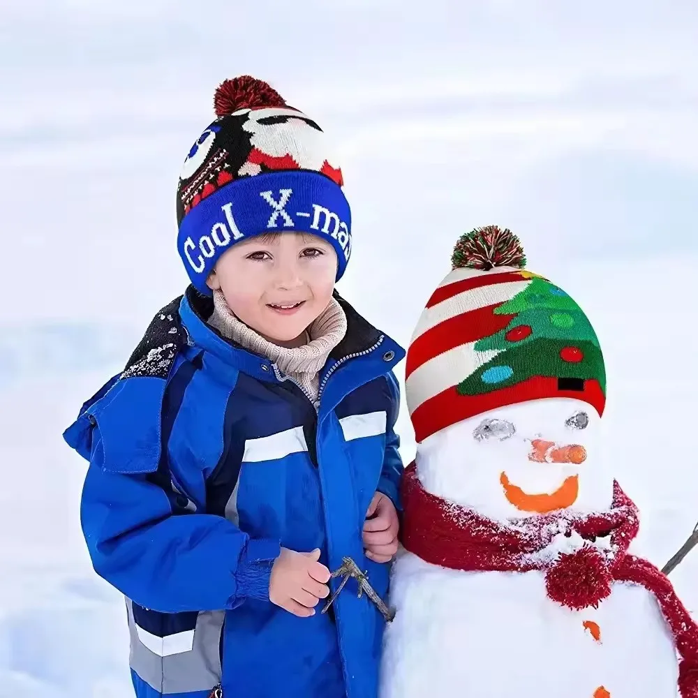 New Style Led Christmas Hat Light-Up Sweater Knitted Santa Claus Christmas Gift Kids Adult Xmas Christmas Hats with Led Lights
