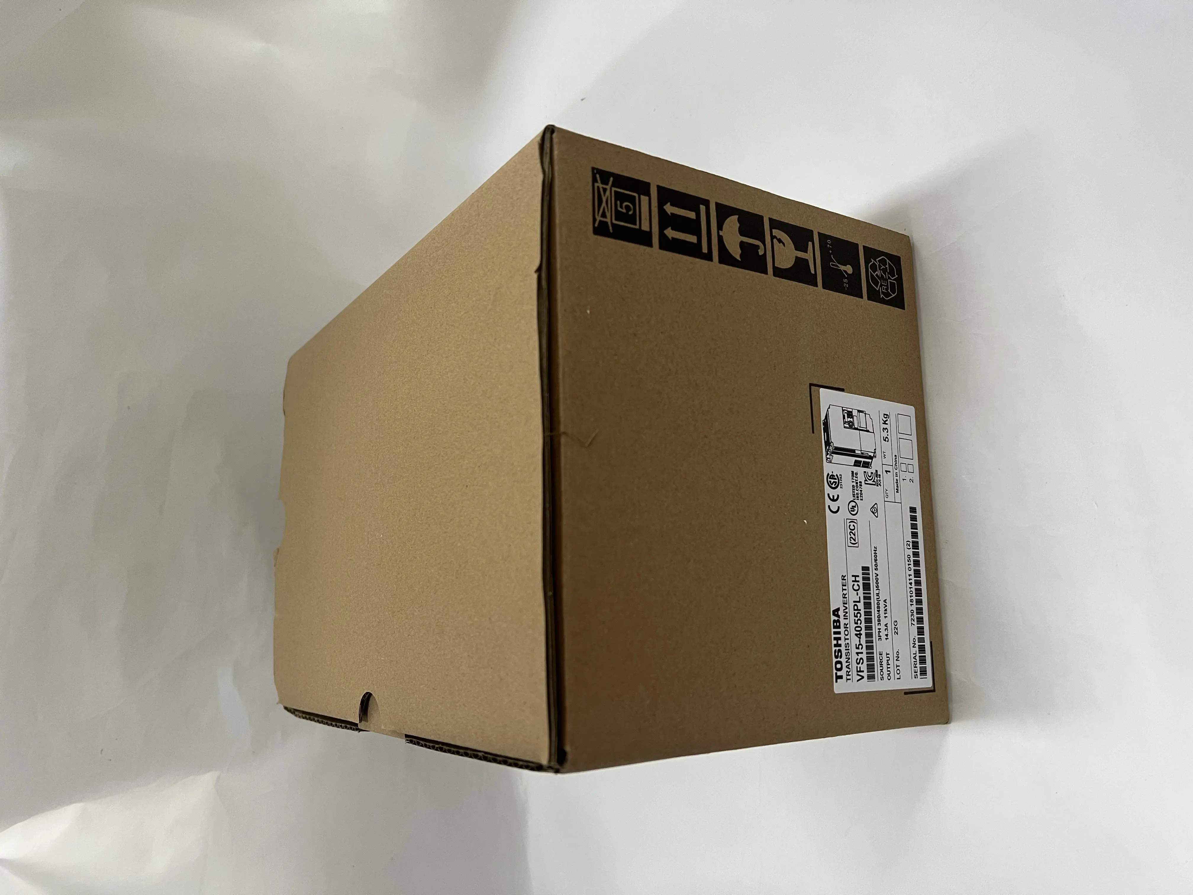 Toshiba Frequency Inverter VFS15-4022PL1-CH Toshiba Frequency Inverter VFS15-4022PL1-CH