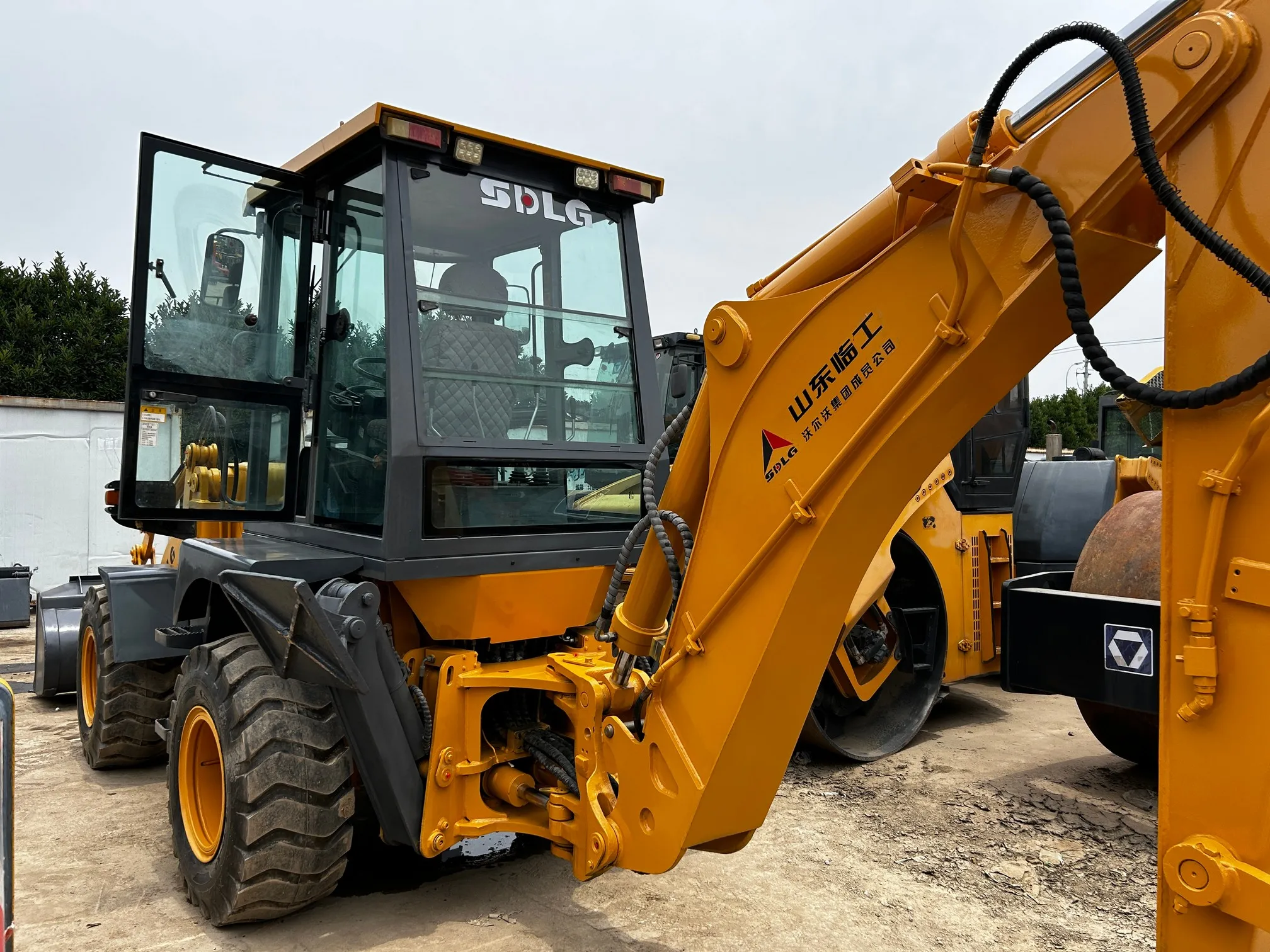 Wheeled Used Backhoe Loaders 7 Ton Lingong B680 High Efficiency