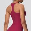 Carmine vest