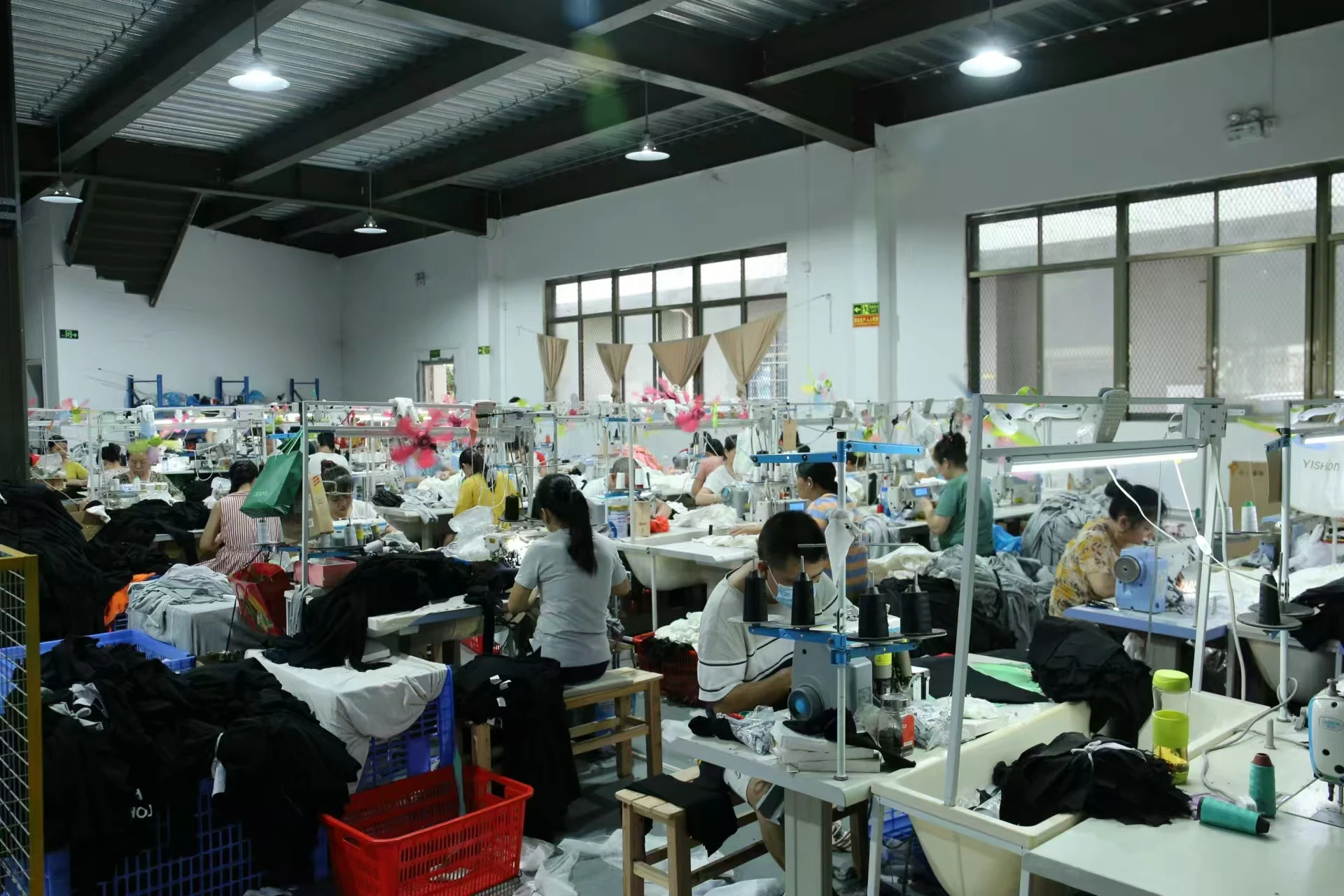 Guangzhou BHL Fashion Co., Ltd. 3
