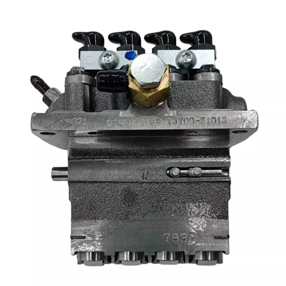 Fuel Injection Pump 7000721 for Kubota Engine V2607 Loader S160 S185 S205 S550 S570 S590 T180 T190 T590 T550