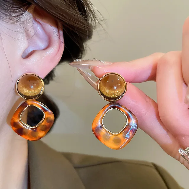 Wholesale Retro Leopard Print Tiger's Eye Circular Rhombus Melange Fashion Unique Design Ear Jewelry Stud Earrings for Women