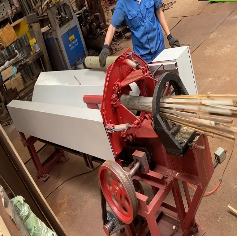Bamboo Glue Board Breaking Machine/Automatic Bamboo Splitting Breaking Cutting Machine/Auto Bamboo Splitter Cutter