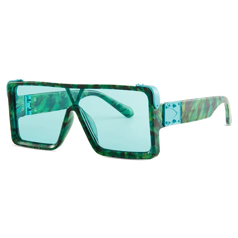 Louis Vuitton Designer Plastic Frame Sunglasses for Women for sale