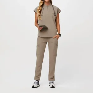 Salon Straight Style Small Quantity Anti-Bacterial Medical Spa Beauty  Nursing Scrubs Uniform Sets