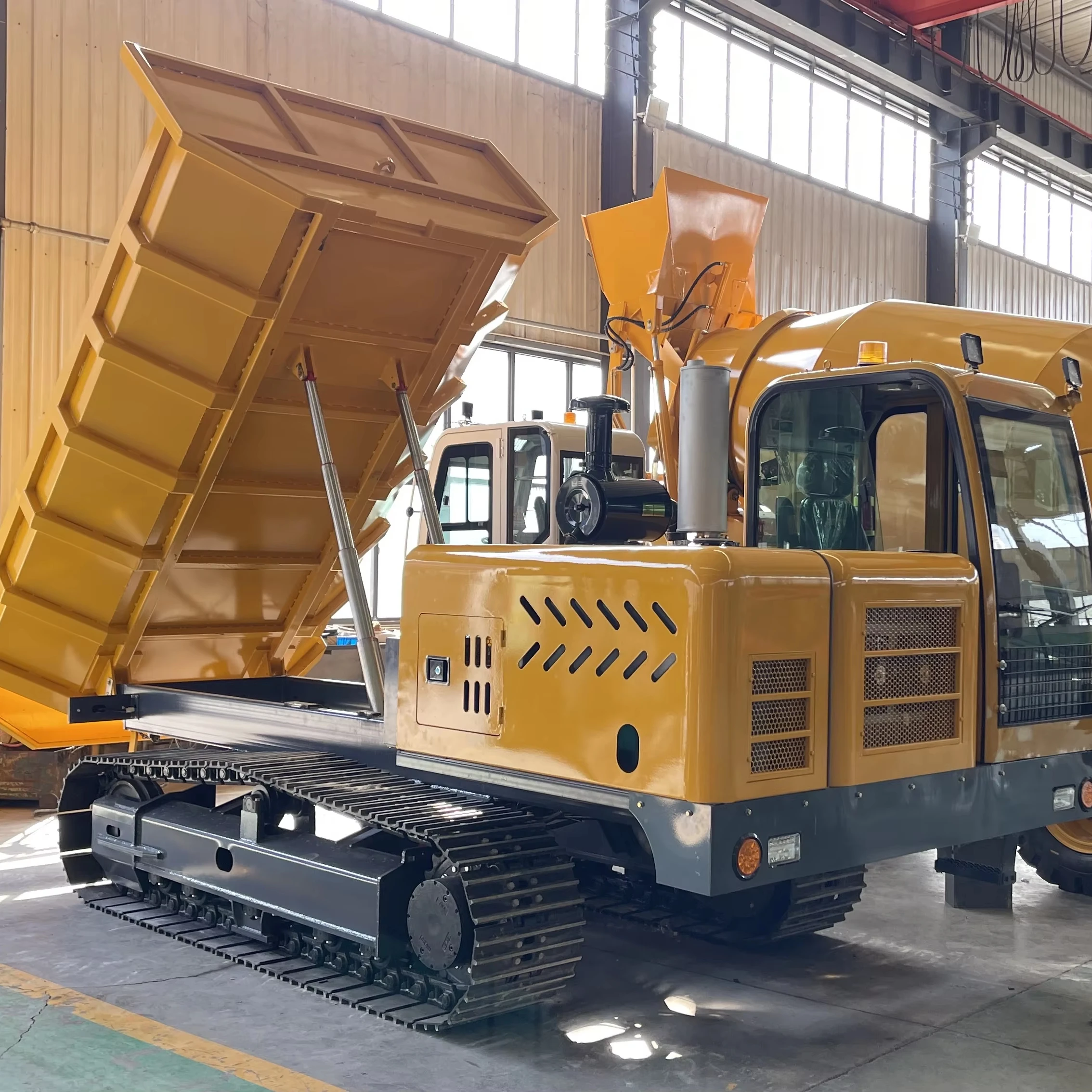 Free Shipping Morooka 6 Tons Capacity Mini Crawler Dumper Tracked Dumper Price MST-1500 Full Rubber Mini Crawler Dumper Price
