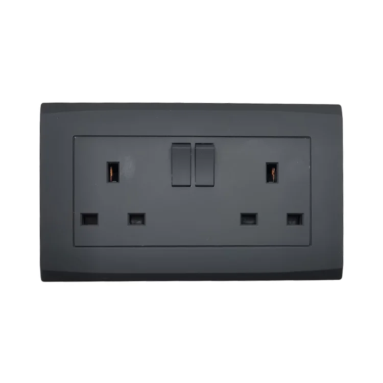 High Quality Black Spray UK Double 13A 250vV Square Electrical Outlet Socket