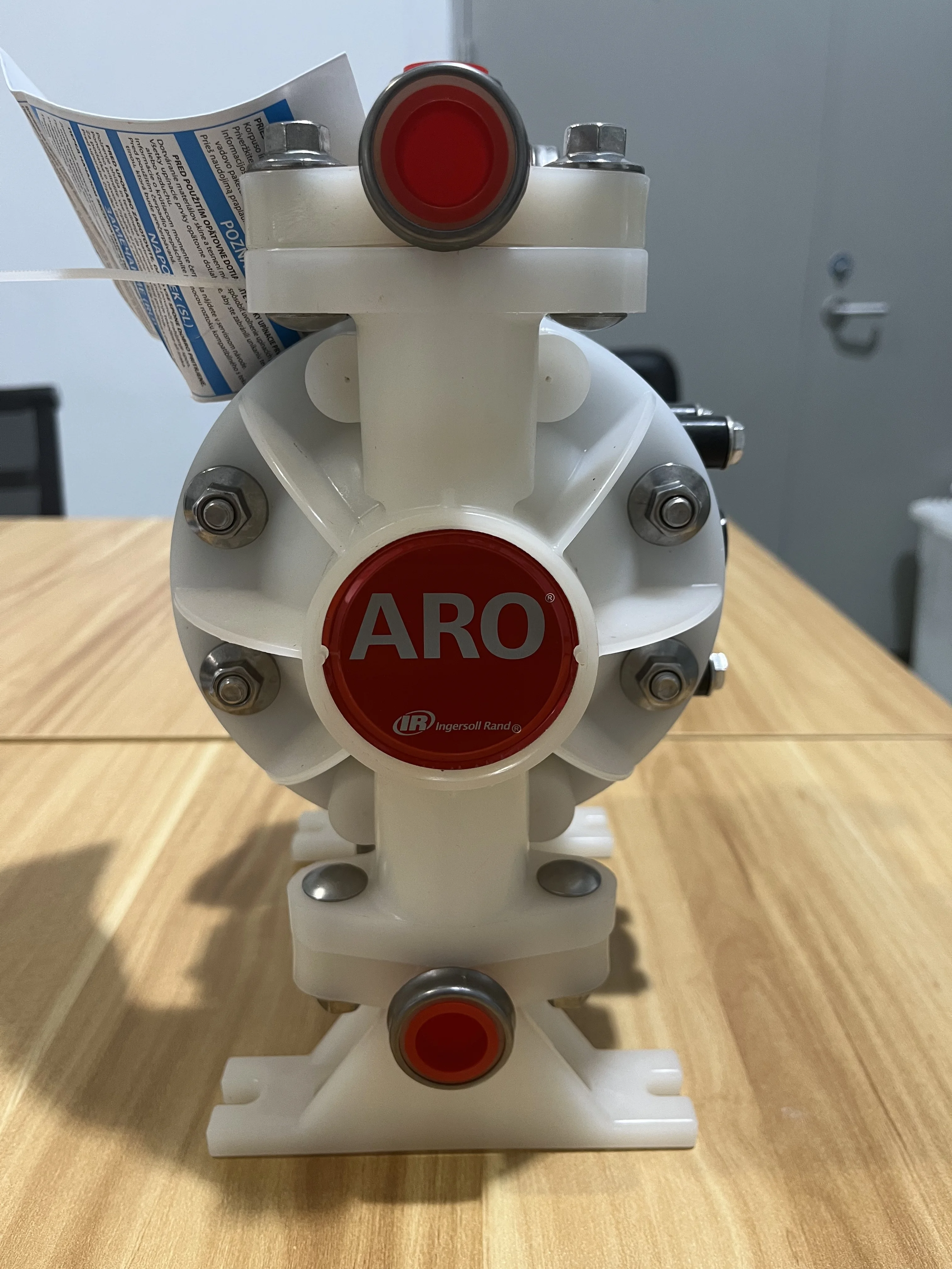 ARO AODD Pumps 66605K-444 Air operated Double Pneumatic Diaphragm Pump 0.5 inch with PVDF shell and PTFE Diaphragm supplier