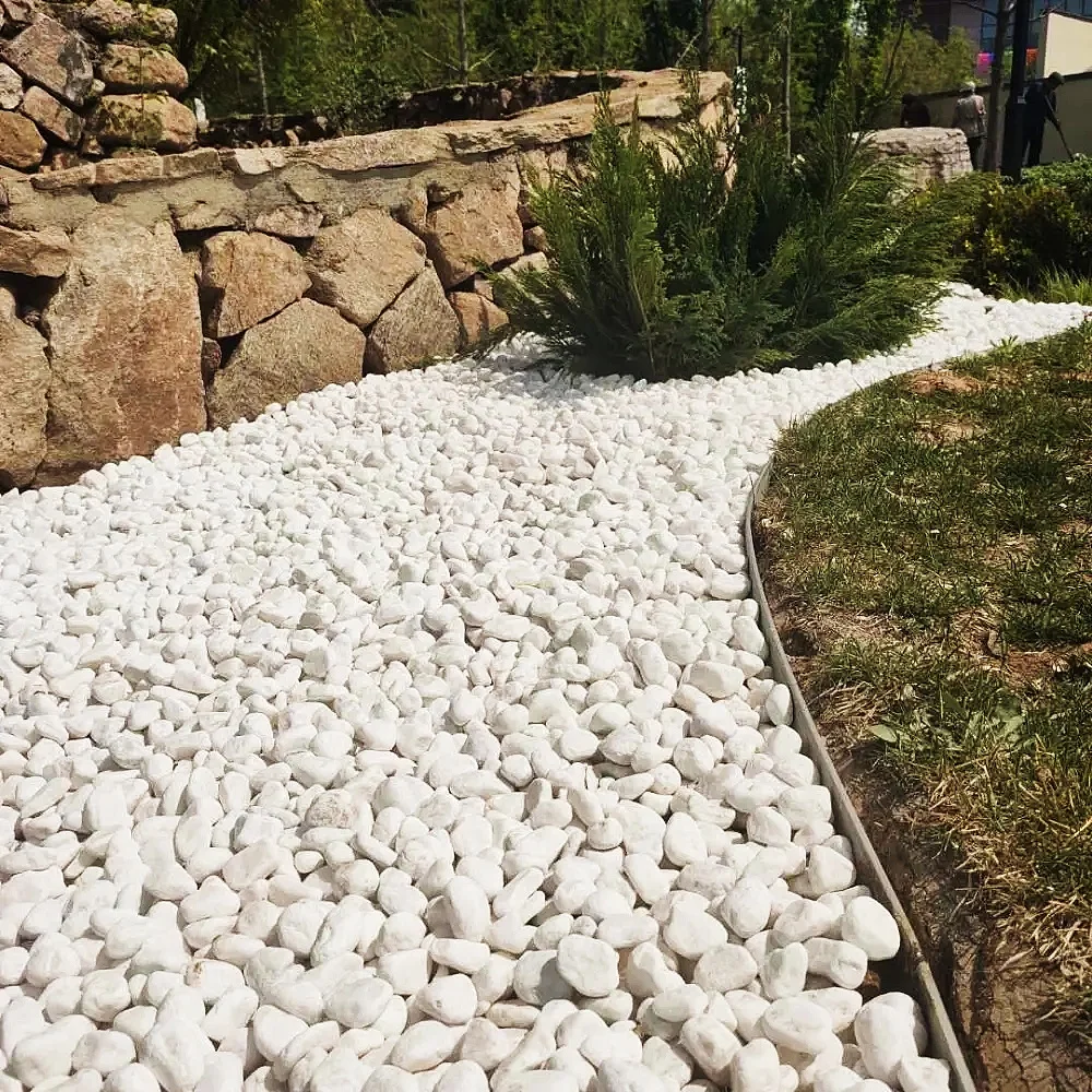 Pebbles and River Rocks for Garden Decoration Natural Stone