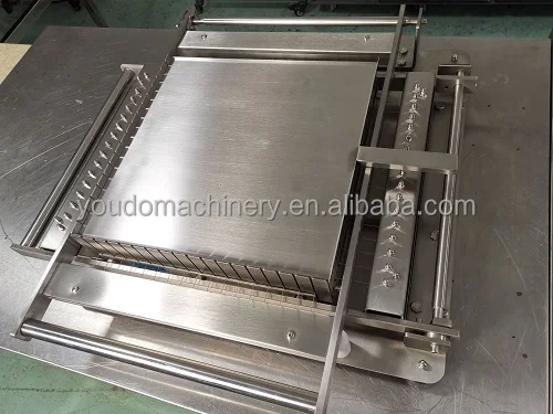 Manual Double Cutting Arm Chocolate Bar Square Grid Cake Cutting Machine  Caramel Cutter Chocolate Guitar Cutter - China Chocolate Cutting Machine,  Chocolate Slicing Machine