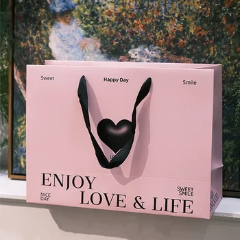 Customized Coated Paper Clothing Brand Packaging Bag Wedding Gift Box and Shopping Bag with Personalized Logo