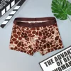 bianco con stampa Fervent Red Panther