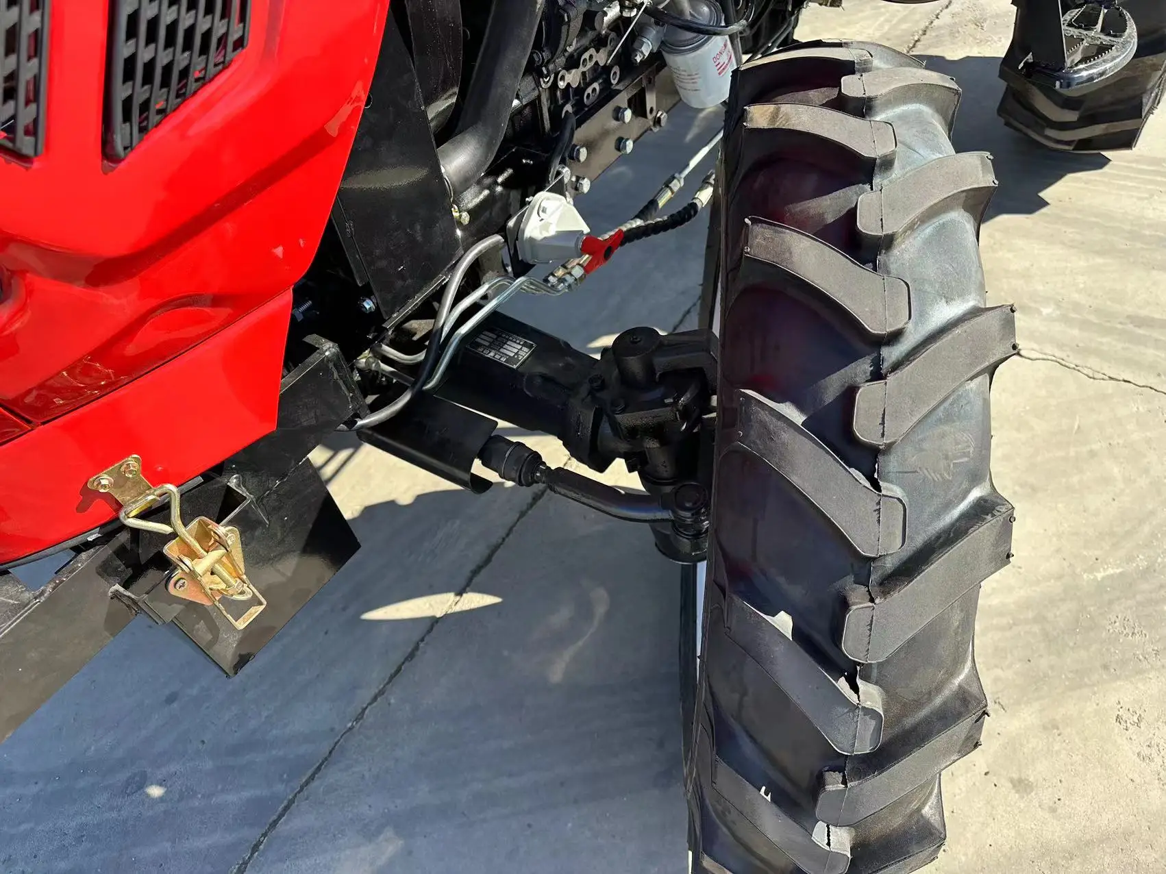 Cheap Sold 4 Drive 4x4 Small Farm Tractor 40 70 Hp 80 Hp 100 Hp Farm