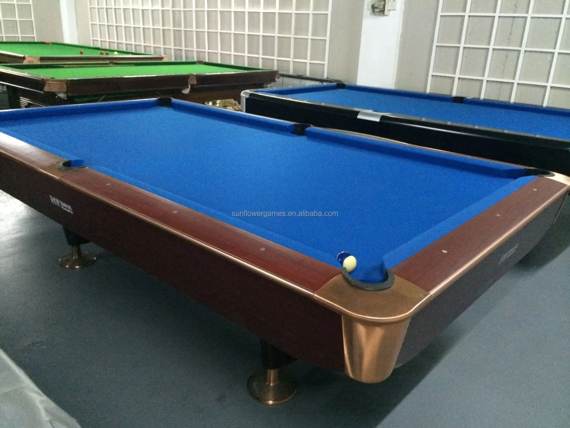 High Quality 7ft French Pool Table Slate Bed Solid Wood Billiard Table