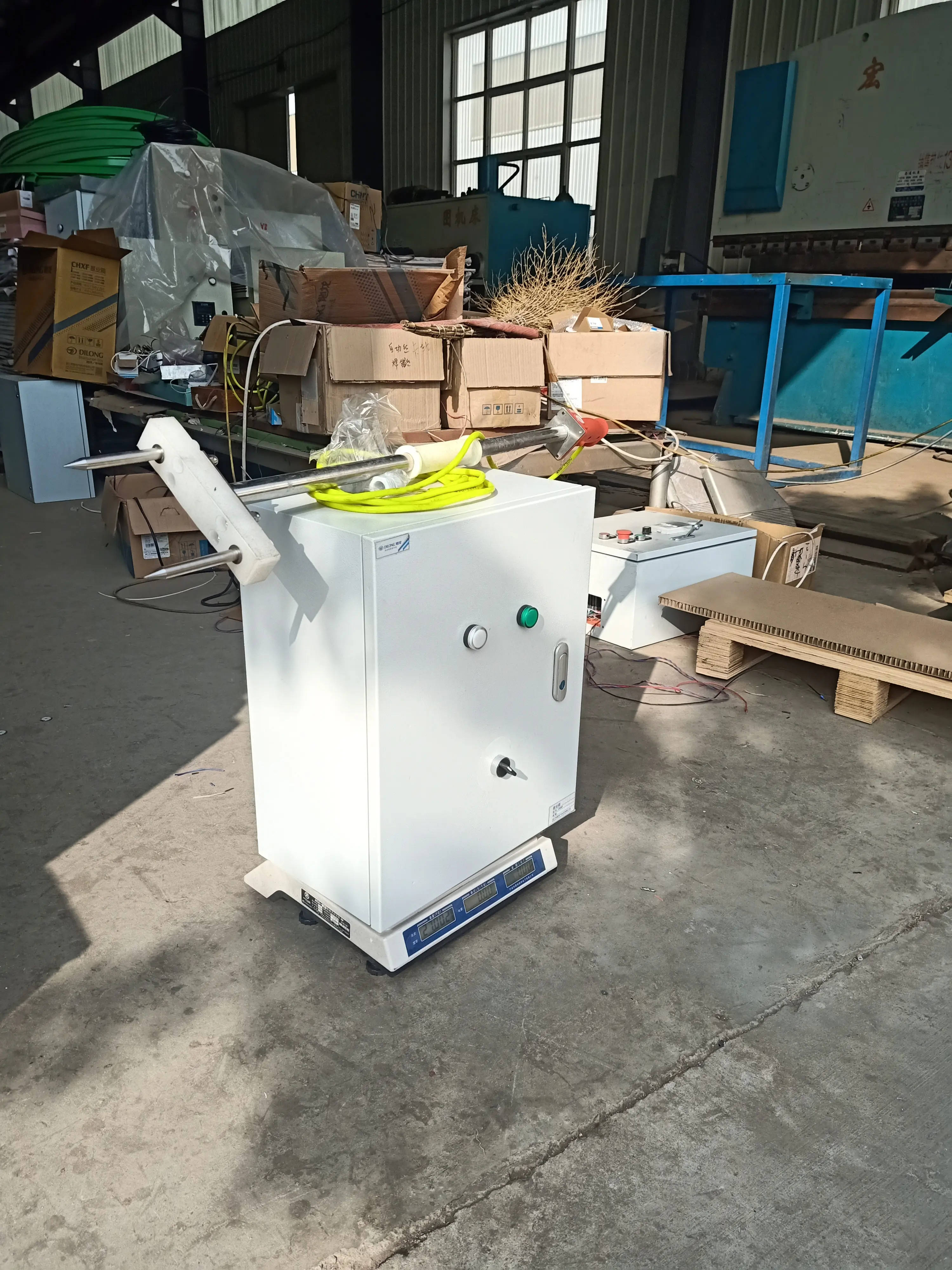 Mini Capacity High Quality Small Hand Pig Abattoir Slaughtering Machine Heldelectric Swine Pig Electric Hog Stunner