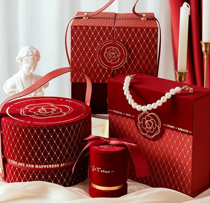 Luxury Rigid Wedding Favor Gift Box Velvet Square Round Handbag Shape