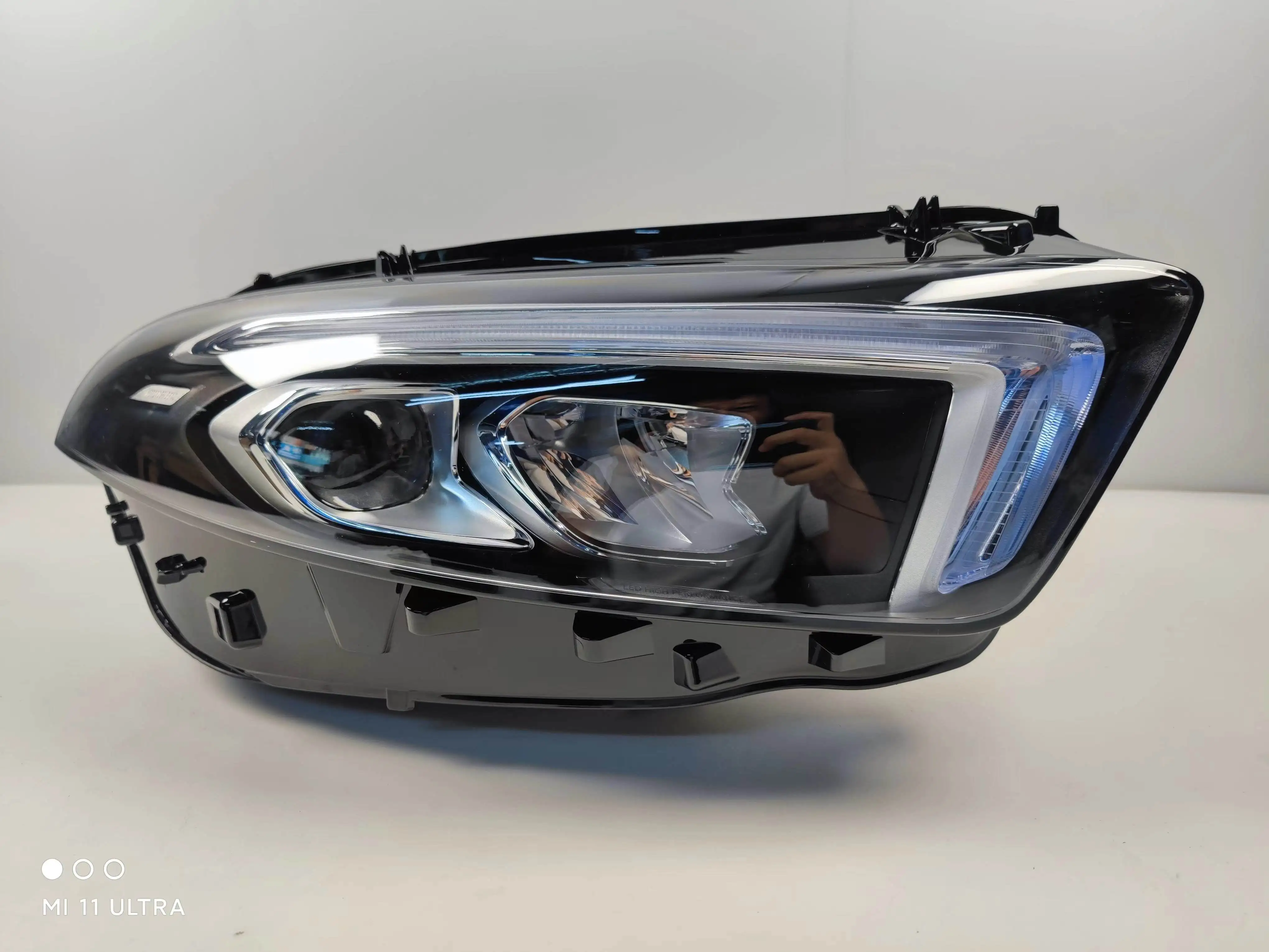 New Product Durable Oem A1779067103/A1779067203 Car Headlamp Cover 