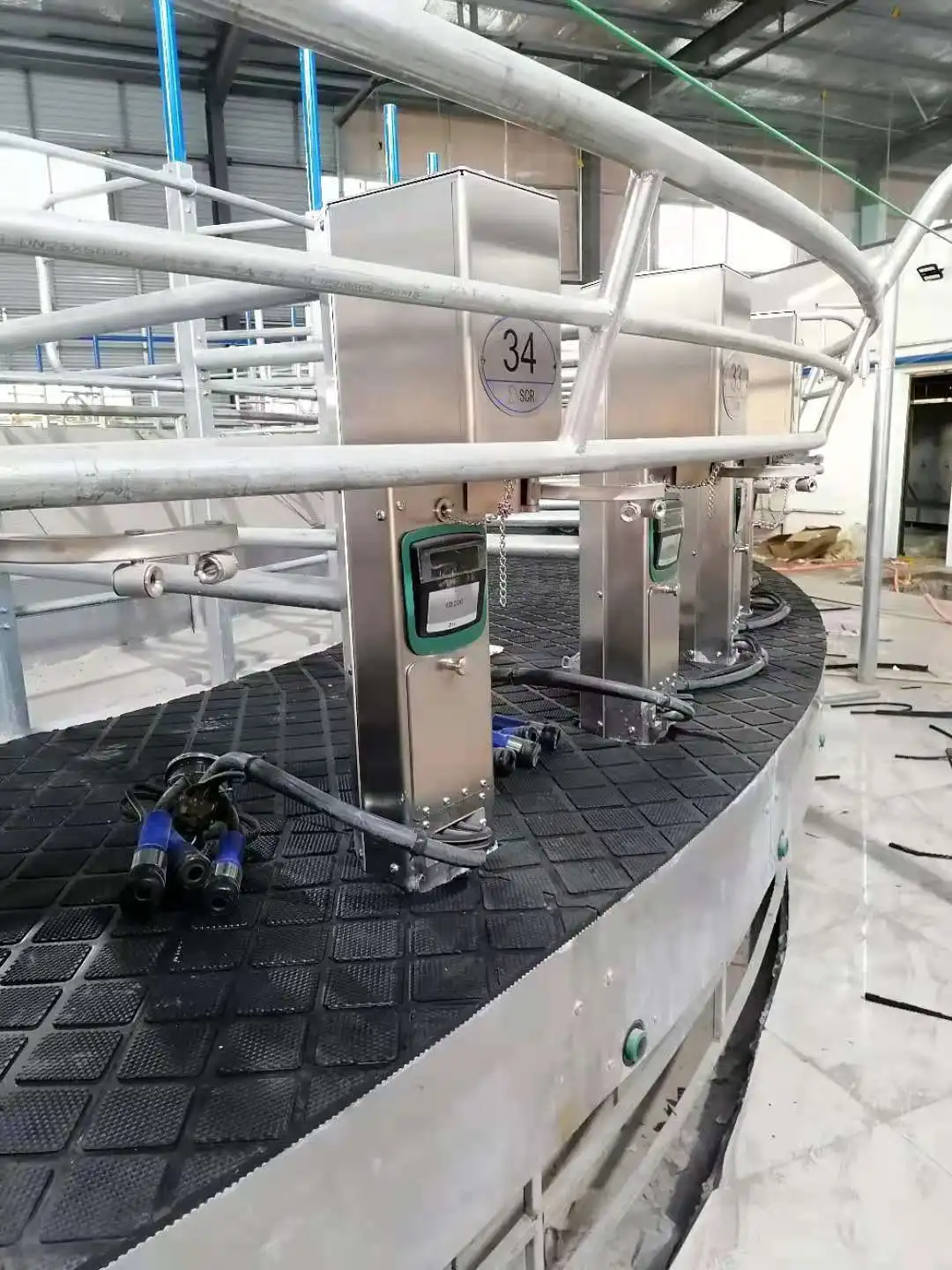 Non Slip Thick Rolled Rubber Mat For Cow/horse/cattle/livestock Flooring Mat Buy Rubber Mat