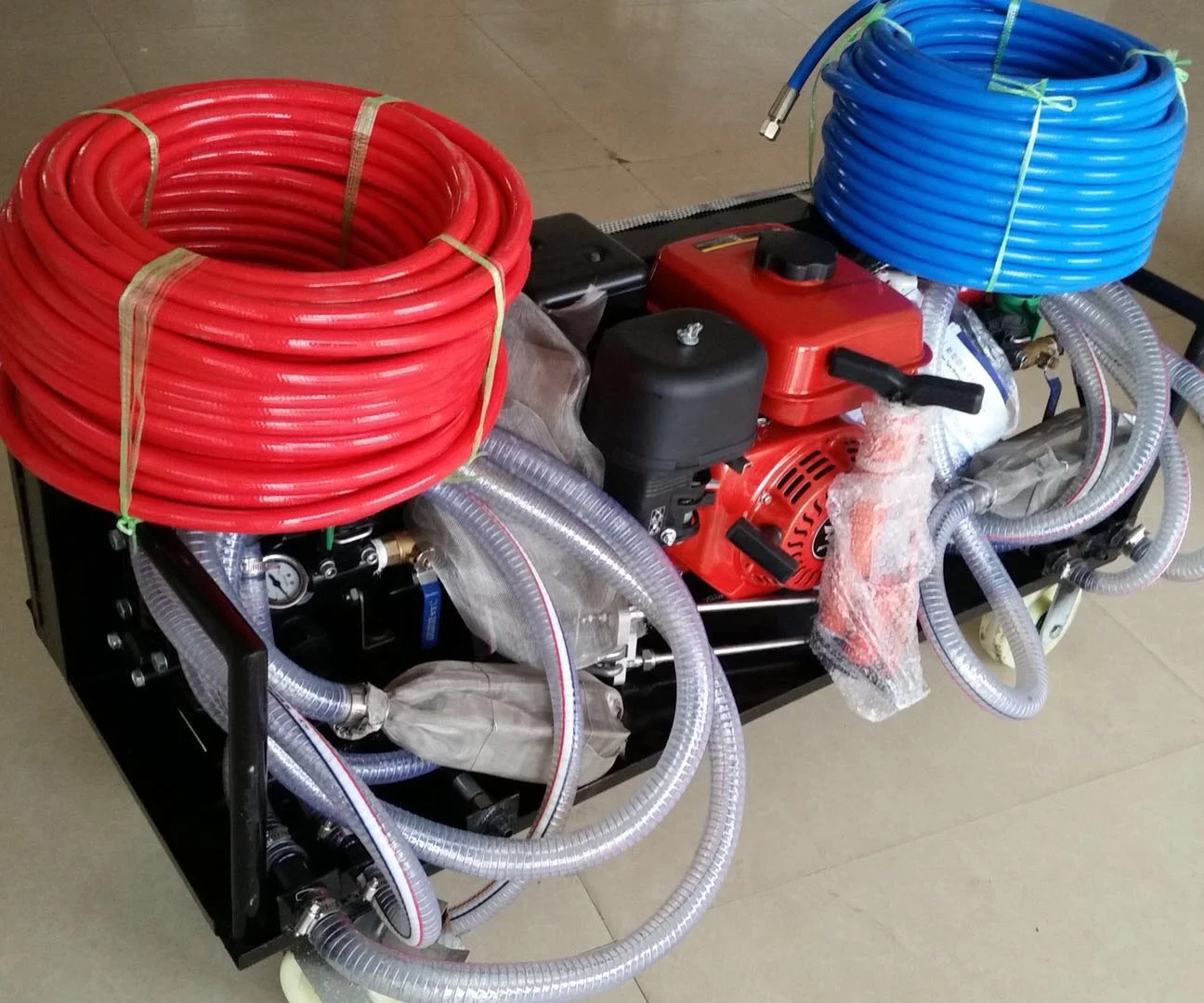 Liquid Rubber Coating Spray Machine with Gas Motor for Sale