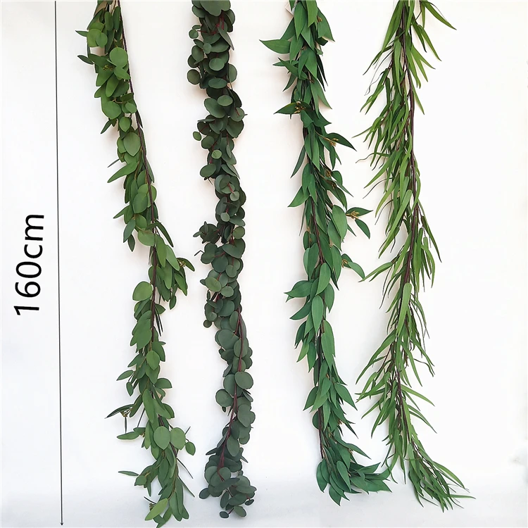 Artificial Leaves Wreath Eucalyptus Greenery Garlands for Home Wedding Decor