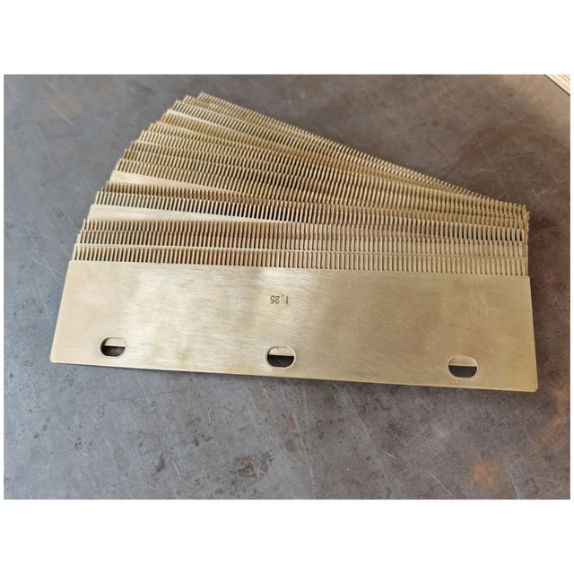 Factory Supply Fuji Copper Scraper Slitter Comb of Noodle Slitter Knife for Ramen Noodle Maker