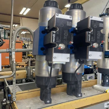 Brand New Rexroth Is Available in Stock R900933073  PROPORTIONAL DIRECTIONAL VALVE 4WREE10E25-2X/G24K31/A1V