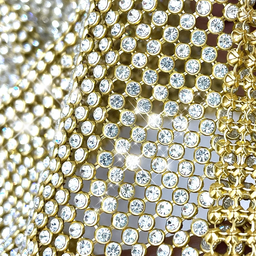 Tessuto in Strass su Base Metallica Argento, per Abiti, Applicazioni – Merceria Fassio