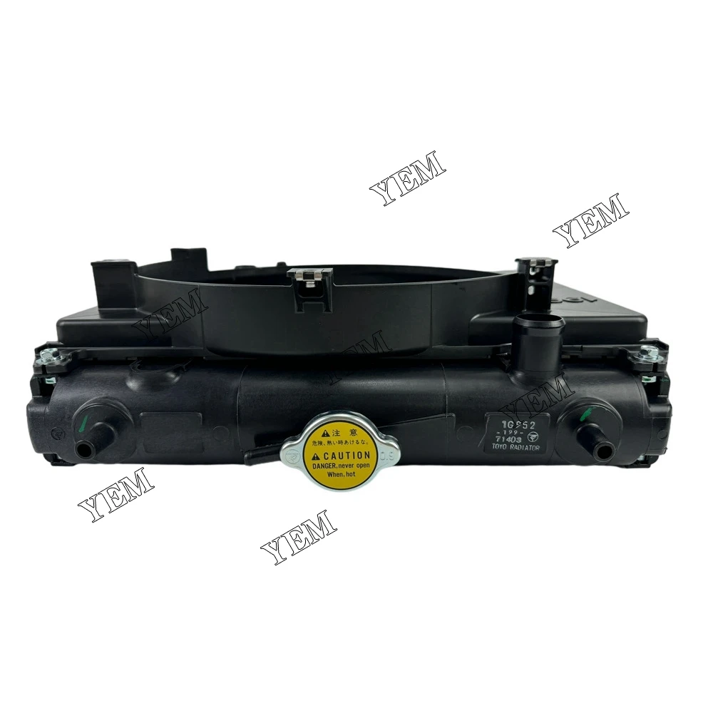 D902 1G952-72060 Radiator for Kubota Excavator Accessories 5