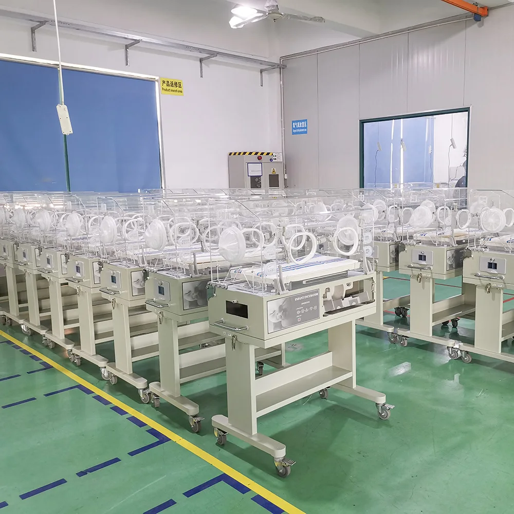 New Product Medical Device Neonatal Infant Baby Warmer Incubator With Guardrail manufacture