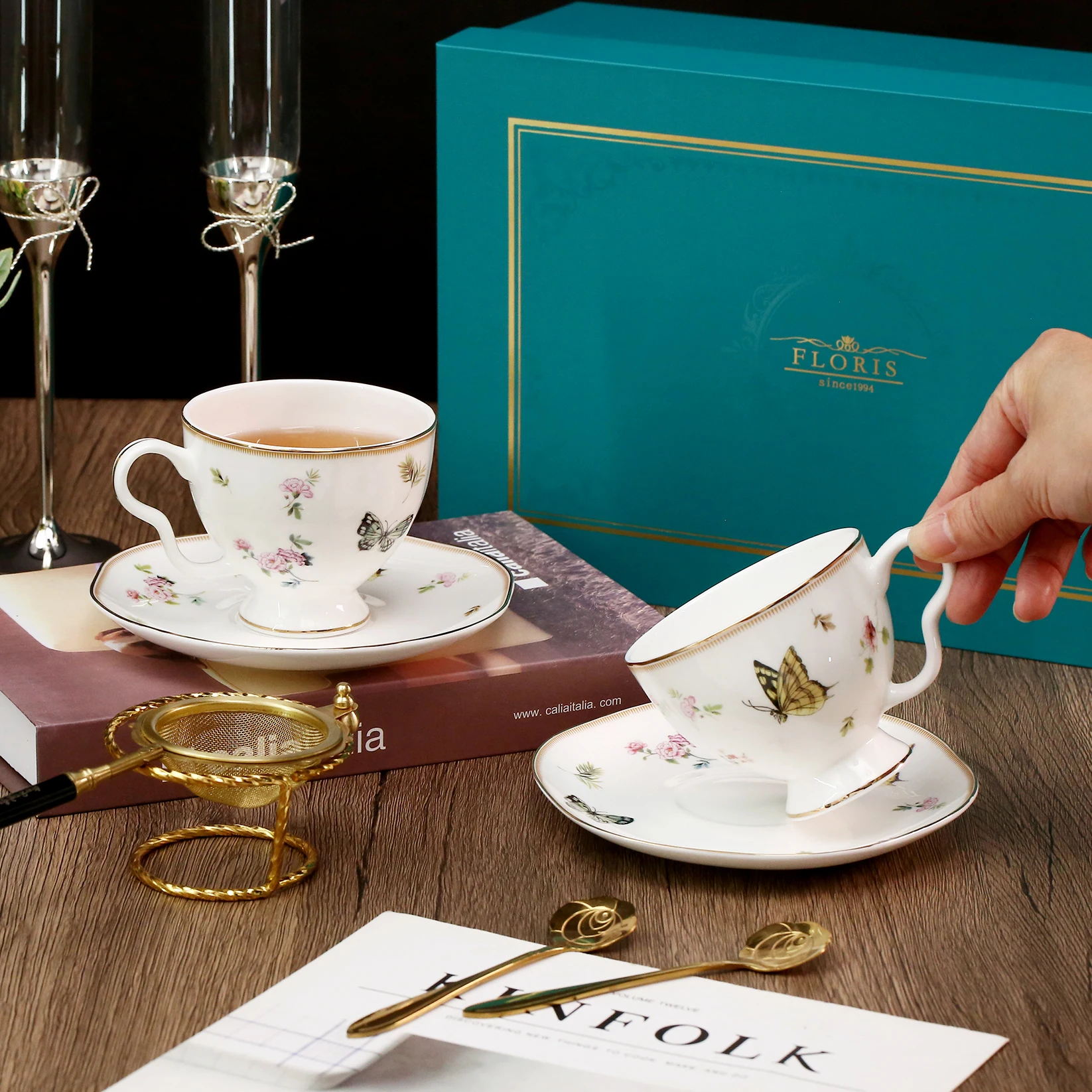 Creative Butterfly Elegant and Fashionable Gift Set-2 Ceramics Fine Bone China Porcelain Coffee Cup and Saucer
